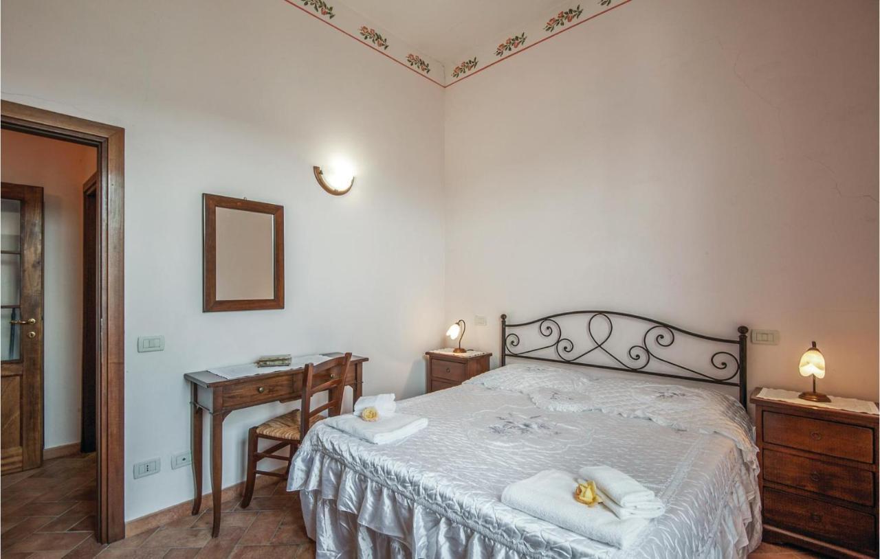 Tulipano Apartment Pievescola Bagian luar foto